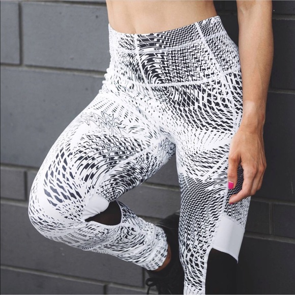 Workout Empire leggings - Picture 2 of 3